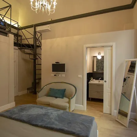 Historical Luxury House Florence